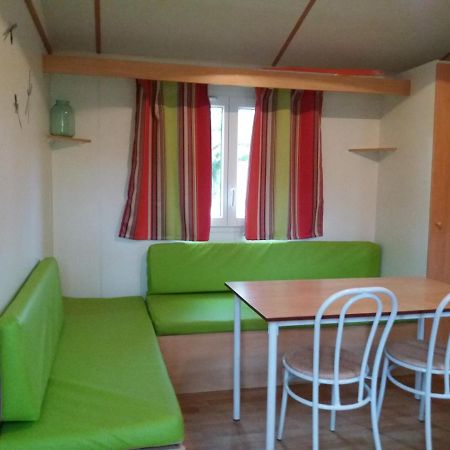 Camping Le Pont d'Allagnon Lempdes sur Allagnon Esterno foto