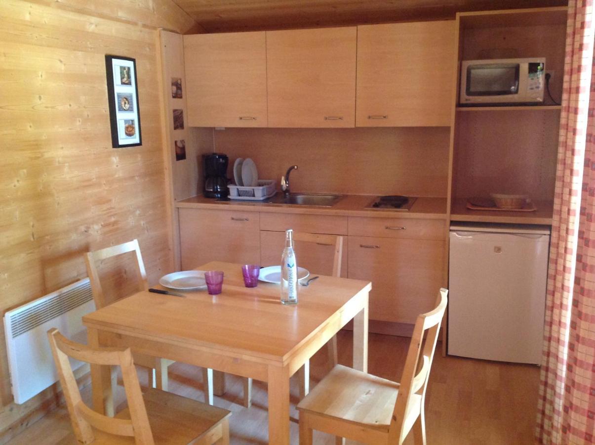 Camping Le Pont d'Allagnon Lempdes sur Allagnon Esterno foto