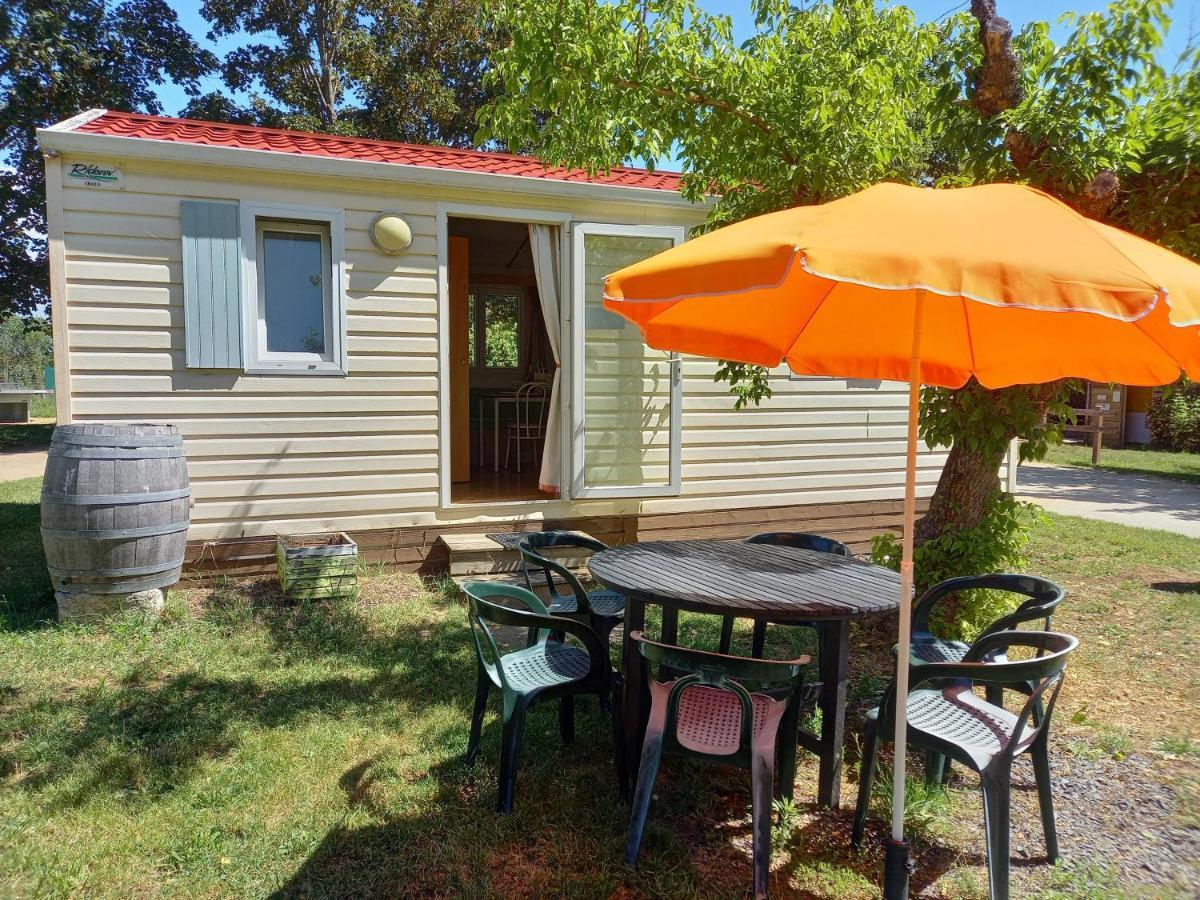 Camping Le Pont d'Allagnon Lempdes sur Allagnon Esterno foto